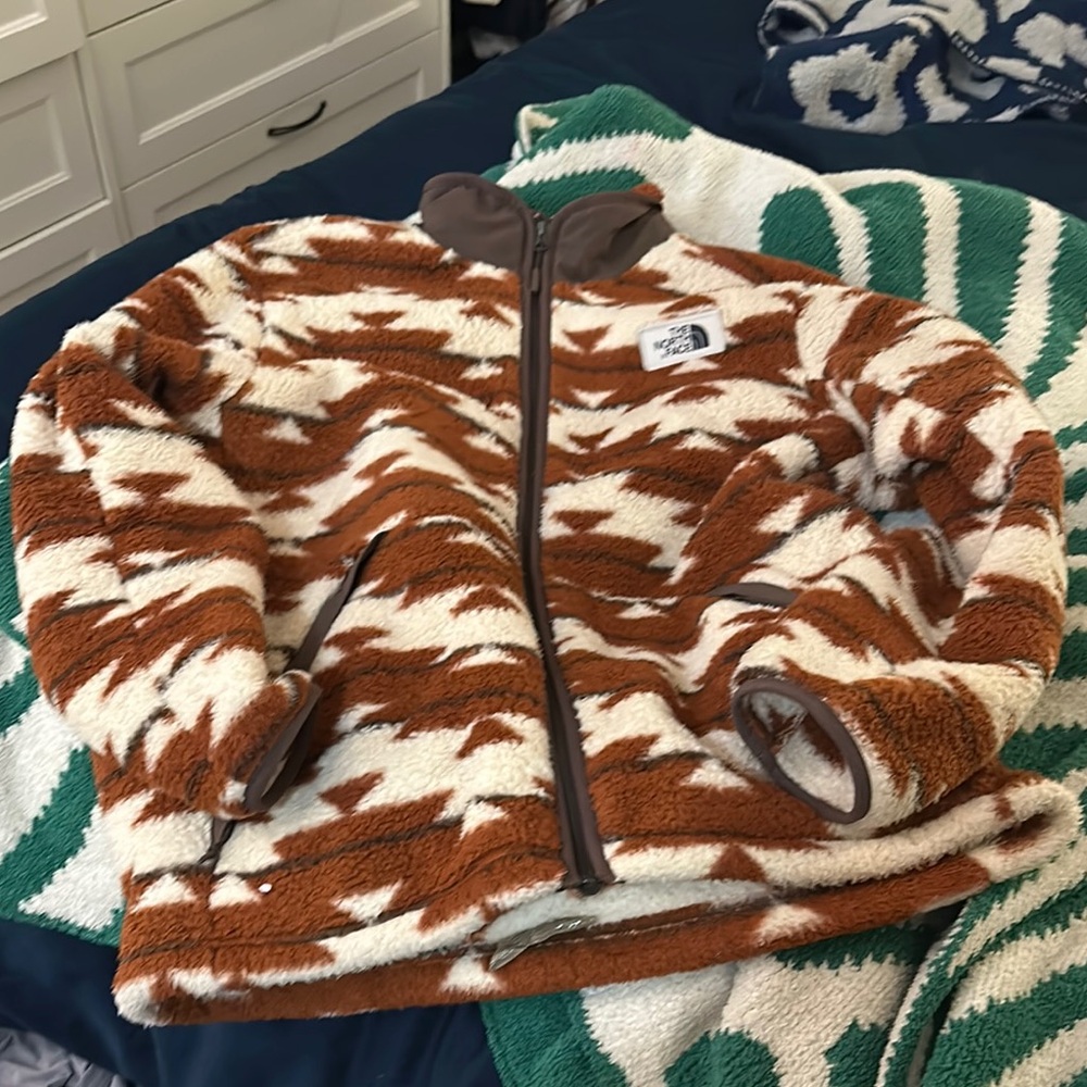 Men’s The North Face Brown and White Fleece Jacket